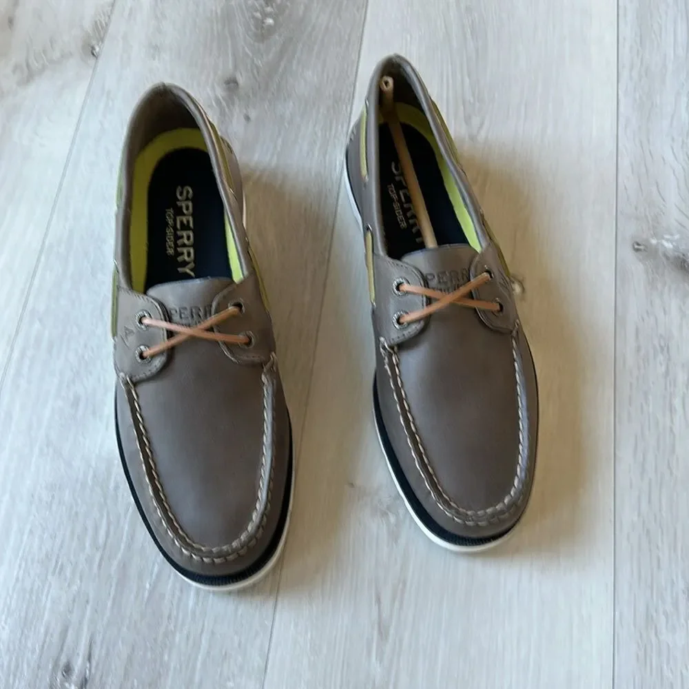 Sperry Men's Leeward Nautical Cross Lace Boat Shoe Size 8 in Grey NWT in packagi